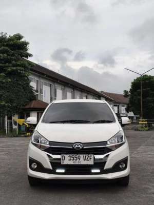 Jual bekas Ayla 1.2 R 2019 mulus,lokasi di Bandung Kota