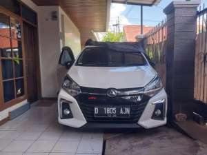 Jual bekas AYLA R 1.2 DELUXE MATIC KM 69 RB 99 ORIGINAL,lokasi di Bandung Kota