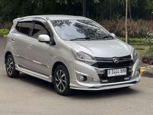 Jual bekas AYLA R AT DELUXE 2018,lokasi di Jakarta Selatan