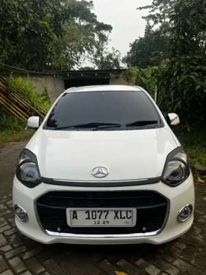 Jual bekas Ayla x 1.0th 2014 warna putih pajak panjang km rendah,lokasi di Tangerang Kab.