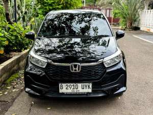 Jual bekas Brio E CVT 2024 Hitam DP 10jt KM 4rb PERAK Super Antikkkk,lokasi di Jakarta Timur