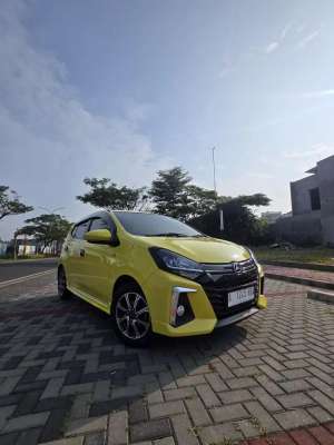Jual bekas Daihatsu Ayla 1.2 R 2022,lokasi di Serang Kota