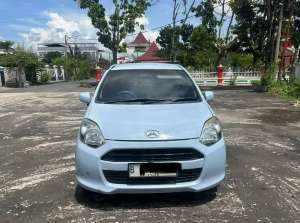 Daihatsu ayla 2013 , tersedia melalui melalui situs Olx