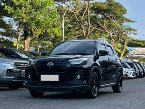 Jual bekas DAIHATSU ROCKY X 1.2 AT MATIC 2023 HITAM KM 23RB,lokasi di Tangerang Selatan Kota