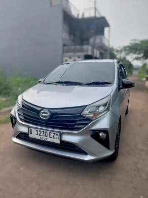 Jual bekas DAIHATSU Sigra 1.2 R 2022 Manual,lokasi di Tangerang Selatan Kota