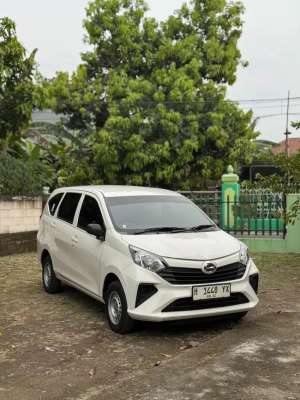 Jual bekas Daihatsu Sigra 2025 Bensin,lokasi di Madiun Kota