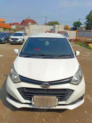 Jual bekas Daihatsu sigra x 1200cc manual 2019,lokasi di Jakarta Timur