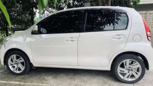 Daihatsu Sirion 2014 Bensin , tersedia melalui melalui situs Olx