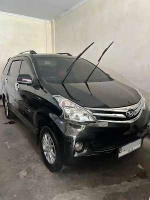 Jual bekas Daihatsu Xenia 1.3 R 2013 Airbags,lokasi di Depok Kota