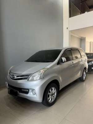 Jual bekas Daihatsu Xenia R manual 2012 Avanza,lokasi di Sleman Kab.