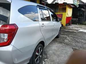 Dijual Mobil Daihatsu Sigra , tersedia melalui melalui situs Olx