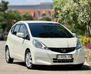 Jual bekas DP 9 jt Honda Jazz S Matic 2012 MMC Antik Spt Baru,lokasi di Semarang Kota