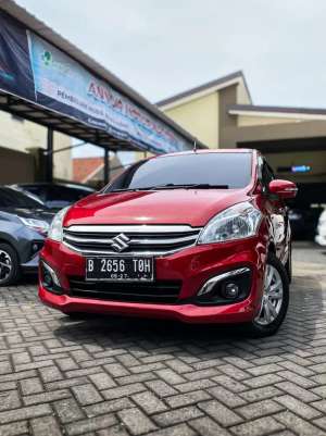Jual bekas Ertiga 1.4 GX MT 2017 Merah,lokasi di Sidoarjo  Kab.