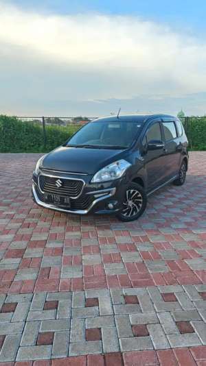 Jual bekas ERTIGA DREZA GX2016 PAJAK PANJANG,lokasi di Surabaya Kota