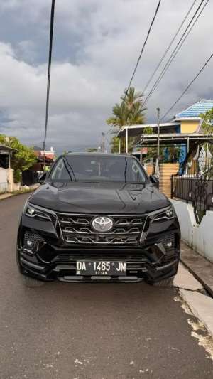 Jual bekas Fortuner GR 2021 Bensin 4x2,lokasi di Banjarmasin Kota