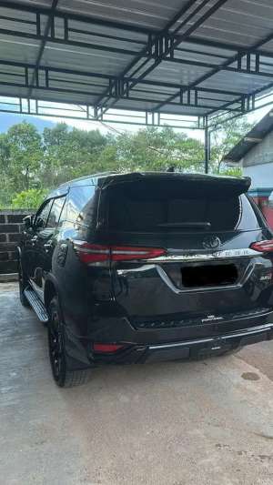 Jual bekas Fortuner GR SPORT,lokasi di Samarinda Kota