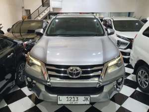 Jual bekas FORTUNER SRZ 2.7 VVTI 2017 ISTIMEWA LOW LM,lokasi di Surabaya Kota