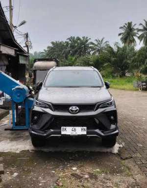 Jual bekas Fortuner tipe terlengkap,lokasi di Medan Kota