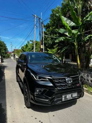 Jual bekas fotuner GR sport 2.8,lokasi di Sleman Kab.