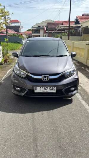 Jual bekas Honda Brio Satya 1.2 E CVT CKD 2020,lokasi di Bukittinggi Kota