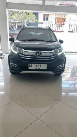 Jual bekas Honda BRV E AT 2021 km low tangan 1,lokasi di Purworejo Kab.