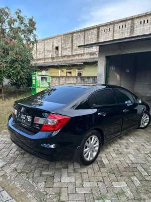 Honda Civic 2012 Bensin , tersedia melalui melalui situs Olx
