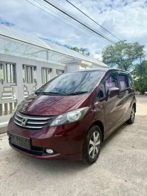 Honda Freed 2009 PSD AT , tersedia melalui melalui situs Olx