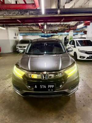 Jual bekas Honda Hrv 1.8L prestige 2021 antik sangat terawat,lokasi di Jakarta Utara