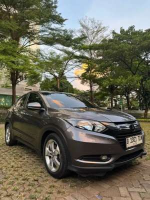 Jual bekas Honda HRV 2015 Abu - Abu,lokasi di Jakarta Selatan