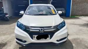 Jual bekas Honda hrv 2015 type E.,lokasi di Lampung Selatan Kab.
