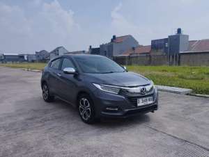 Jual bekas Honda HRVCVT 2020 Grey Istimewa,lokasi di Bandung Kota