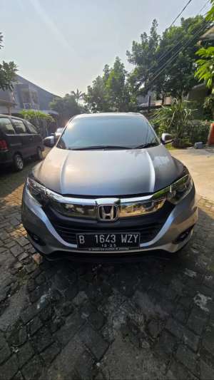 Jual bekas Honda HRV E CVT tahun 2020,lokasi di Tangerang Selatan Kota