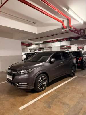 Jual bekas Honda HRV Prestige AT 2017,lokasi di Bekasi Kota