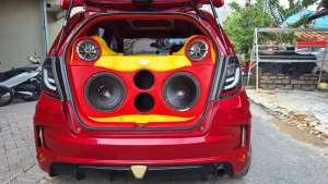 Honda jazz RS 2008 , tersedia melalui melalui situs Olx