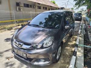 Honda Mobilio E 2016 , tersedia melalui melalui situs Olx