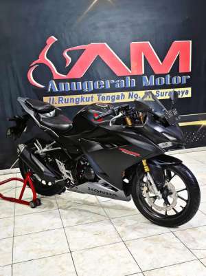 Jual bekas Honda New CBR 150 R USD TH 2021 super kencang,lokasi di Surabaya Kota