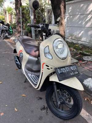 Honda scoopy 2021 , tersedia melalui melalui situs Olx
