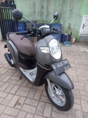 Honda scoopy donat , tersedia melalui melalui situs Olx