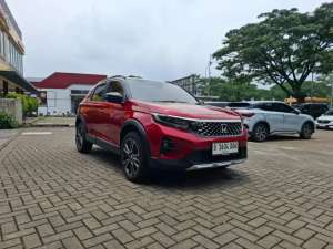 Jual bekas Honda WRV RS AT Two Tone 2024 Merah,lokasi di Jakarta Timur