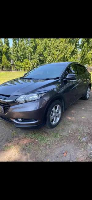 Jual bekas HRV E CVT 2016 TANGAN PERTAMA,lokasi di Bondowoso Kab.