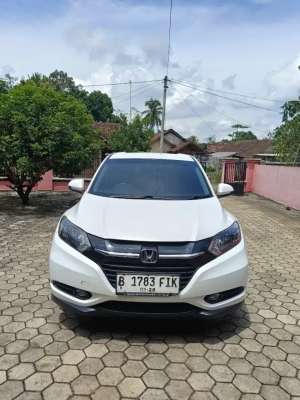 Jual bekas HRV E Matic 2018 upgrade facelift,lokasi di Bandar Lampung Kota