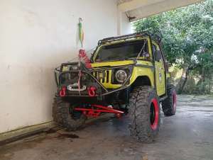 Jeep 4x4 Offroad , tersedia melalui melalui situs Olx