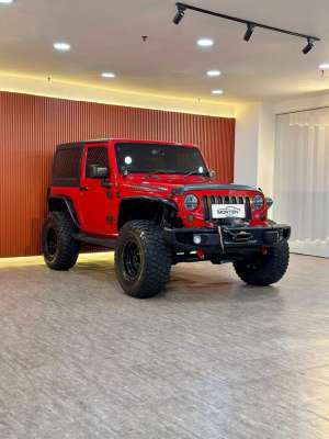 Jual bekas Jeep JK Wrangler 3.6 Sport 2 Door 2014 Odo 78 Ribu Record Bergaransi,lokasi di Jakarta Utara