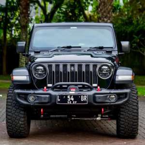 Jual bekas Jeep Wrangler JL Rubicon 2.0 AT 2018,lokasi di Balikpapan Kota