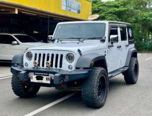 Jual bekas Jeep Wrangler Sport Unlimited 2014,lokasi di Jakarta DKI