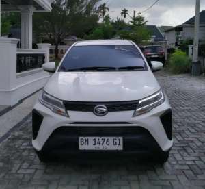 Jual bekas Jual terios 2025 masih baru km rendah,lokasi di Pekanbaru Kota