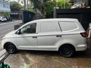 Jual bekas JUAL WULING FORMO BLIND VAND 2020,lokasi di Kab. Badung
