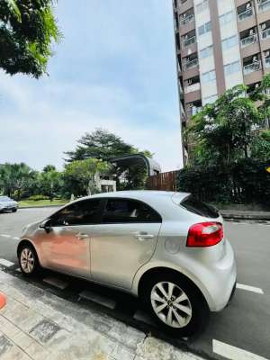 Kia Rio 2013 Bensin , tersedia melalui melalui situs Olx