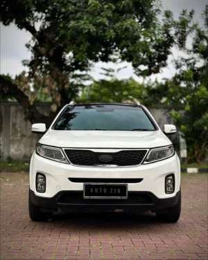 KIA sorento 2014 diesel , tersedia melalui melalui situs Olx