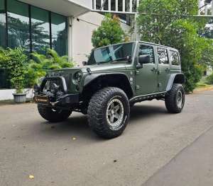 Jual bekas KM20rb Jeep Rubicon 2013 Wrangler Sport x Renegade JK sahara,lokasi di Tangerang Kota